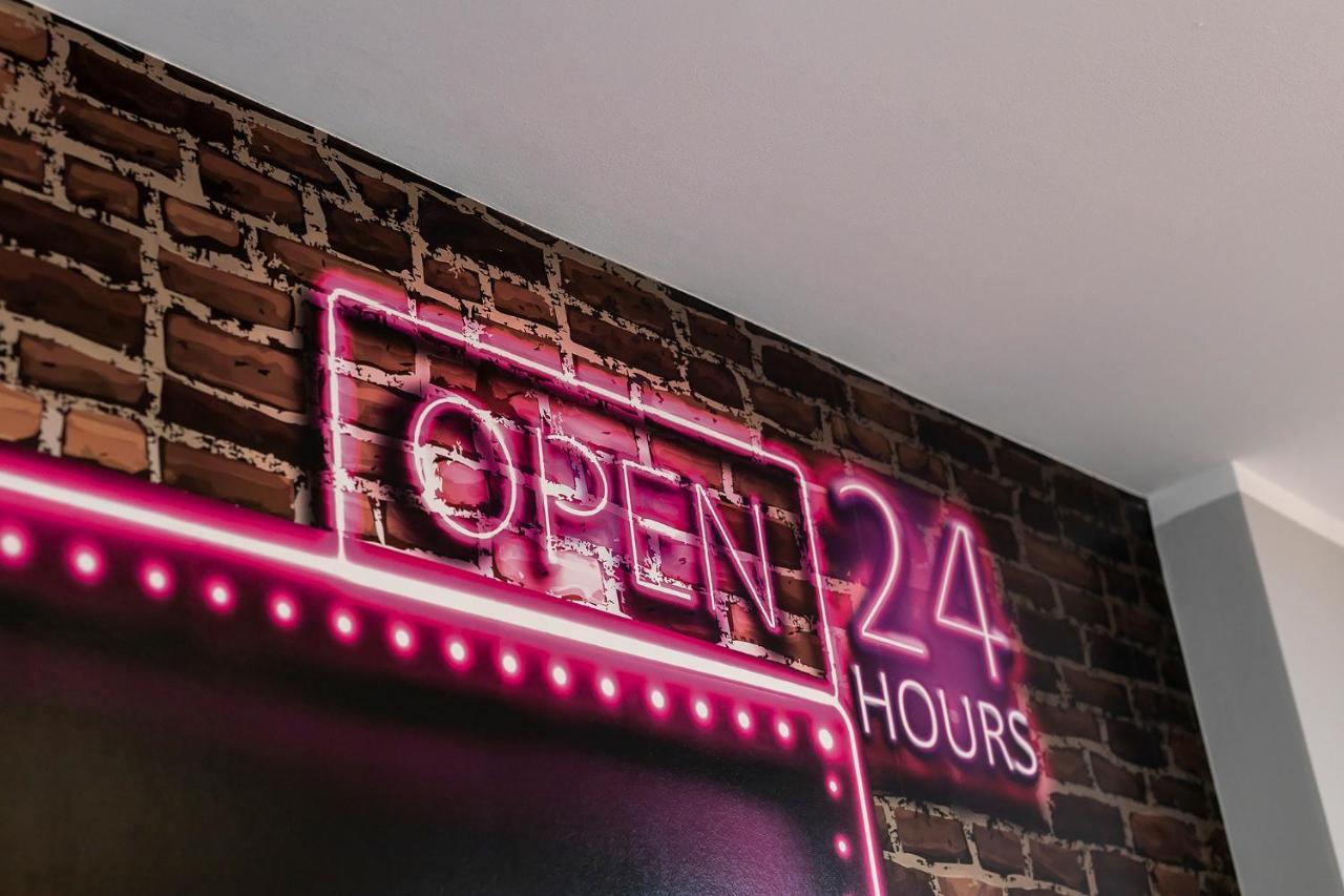 דירות #Partyhouse Poznan Wilda מראה חיצוני תמונה